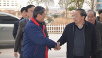 安徽省巡視組領(lǐng)導(dǎo)及廬江縣委等領(lǐng)導(dǎo)來(lái)我公司參觀調(diào)研